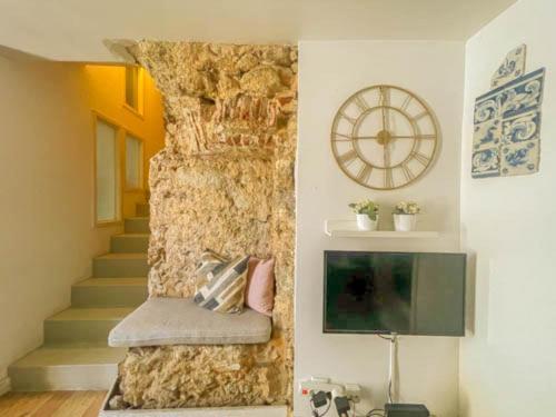 Historical Bica - 3 Bedroom Apartment Лиссабон Экстерьер фото